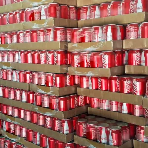 Best Selling Exotic Drinks Coca Cola Carbonated Drinks 330ML Shipping Worldwide