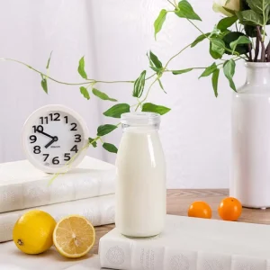 Clear Glass Milk Bottle 250ml 500ml With Airtight Screw Cap Reusable Food Grade for Fresh Dairy Yogurt Beverage Storage