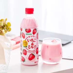 Exotic Drinks Japanese Beverage Strawberry Milk Shake Drink 500ml
