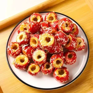 Healthy Sweet Taste Sugar Covered Freeze Dried Hawthorne Fruits Hard Texture Packaged in Bags Perfect Snack