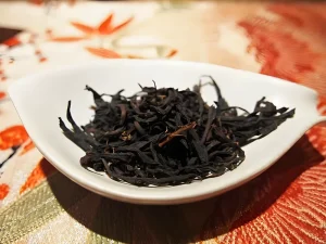 Organic Fujian Black Tea Smoky Lapsang Souchong Top Grade Fermented Loose Tea Packaged Bag Box